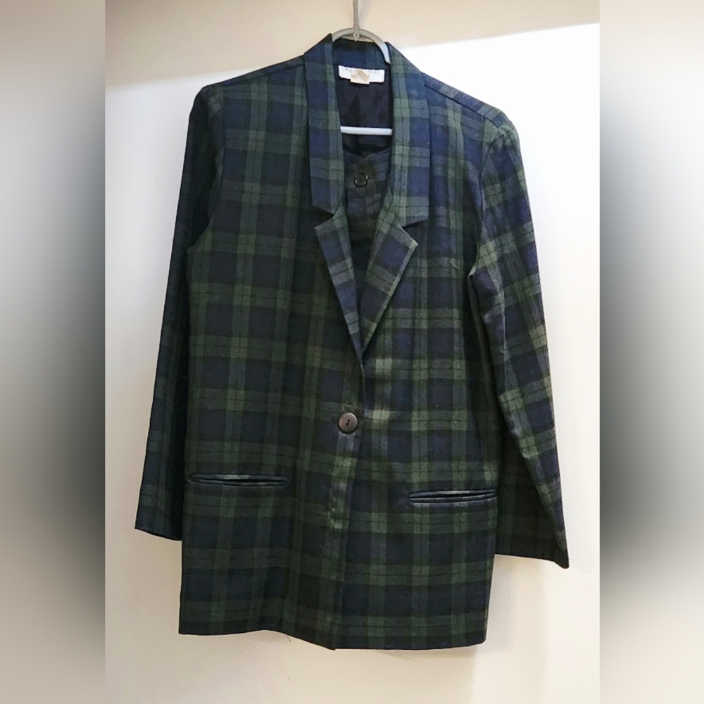Casual Corner SHORTS SUIT Green and Blue Plaid